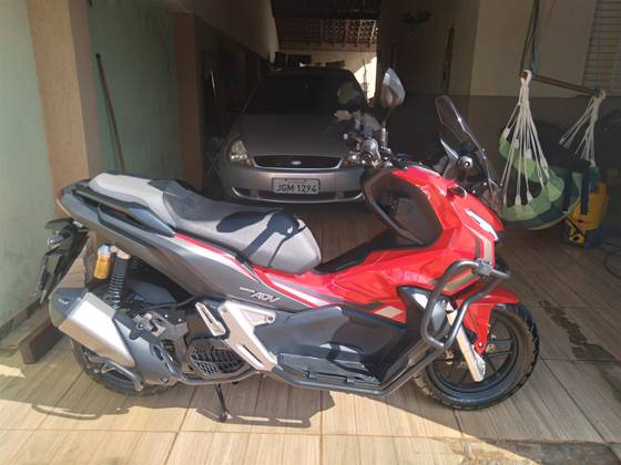 HONDA ADV 